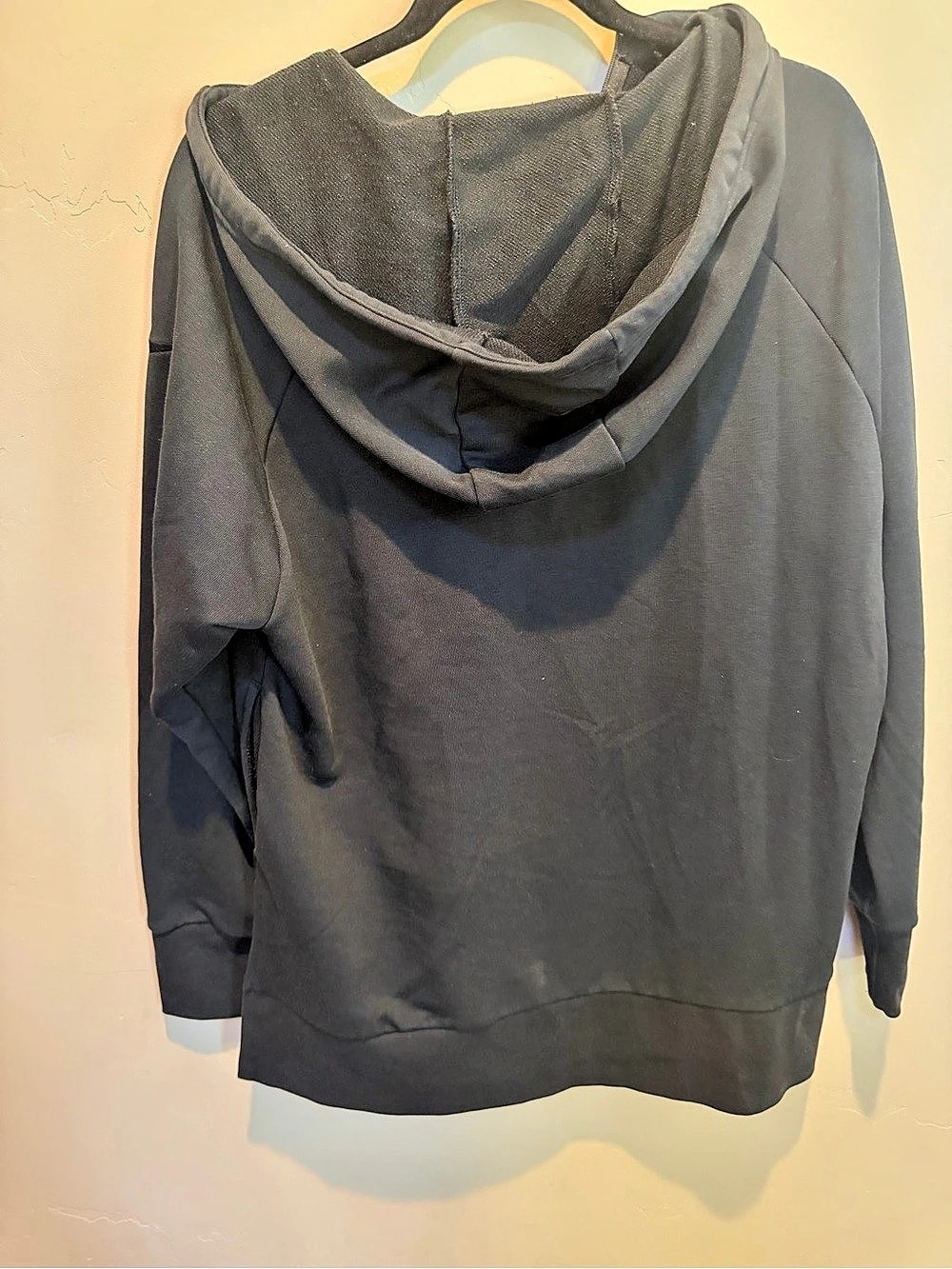 Nike women’s Black Dri-FIT Hooded Jacket - Picture 2 of 7